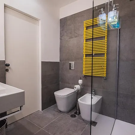 Cosy In The Greenest Corner Of Trastevere Apartament