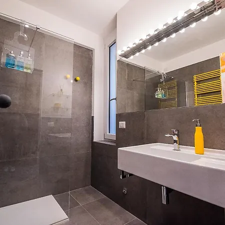 Apartament Cosy In The Greenest Corner Of Trastevere Rzym