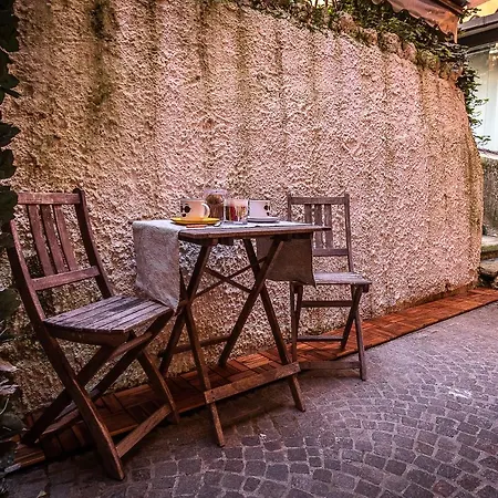 Cosy In The Greenest Corner Of Trastevere Lägenhet