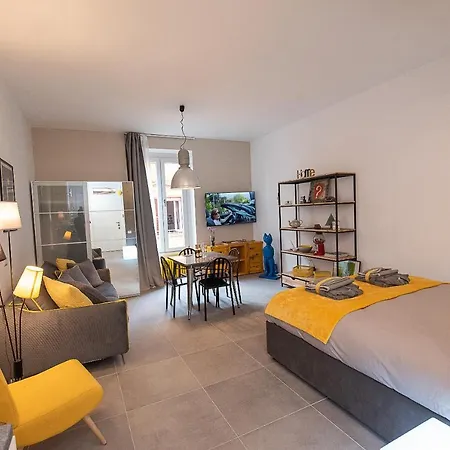 Cosy In The Greenest Corner Of Trastevere Apartament
